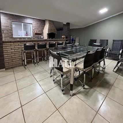 Casa de Condomínio à venda com 3 quartos, 140m² - Foto 1