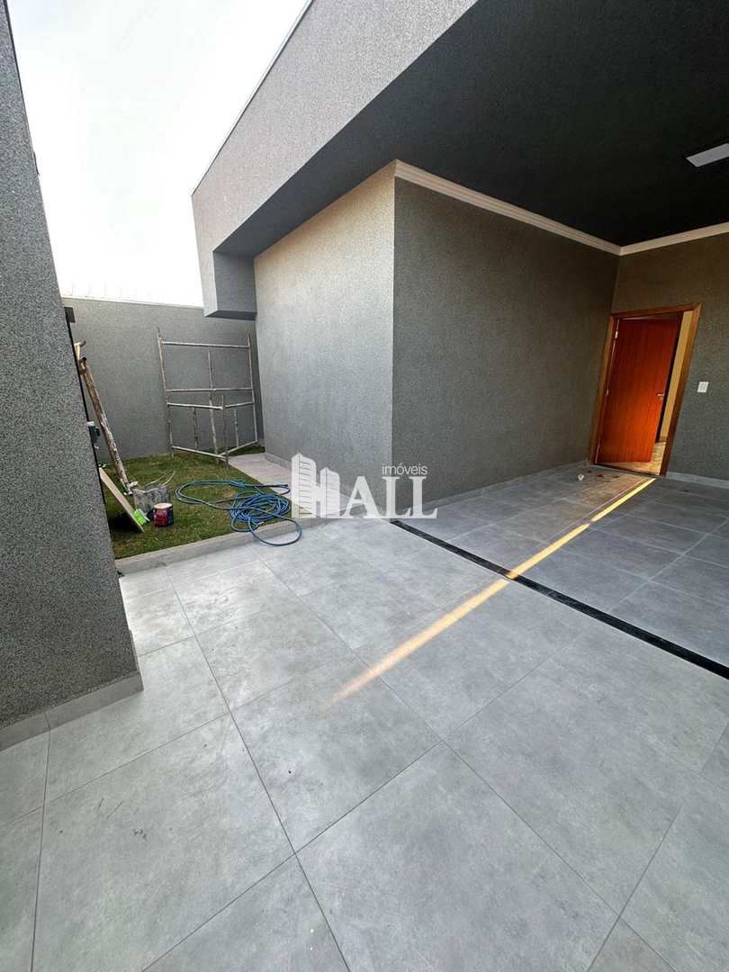 Casa à venda com 3 quartos, 120m² - Foto 2