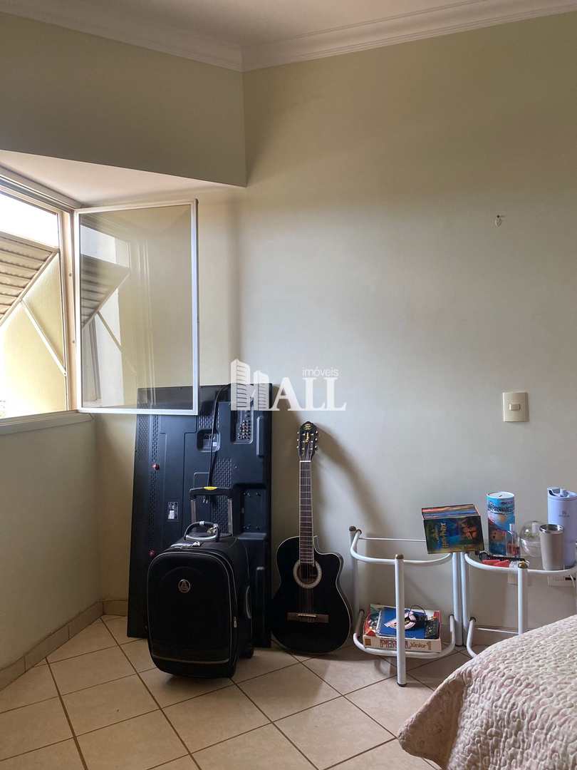 Apartamento à venda com 3 quartos, 105m² - Foto 7