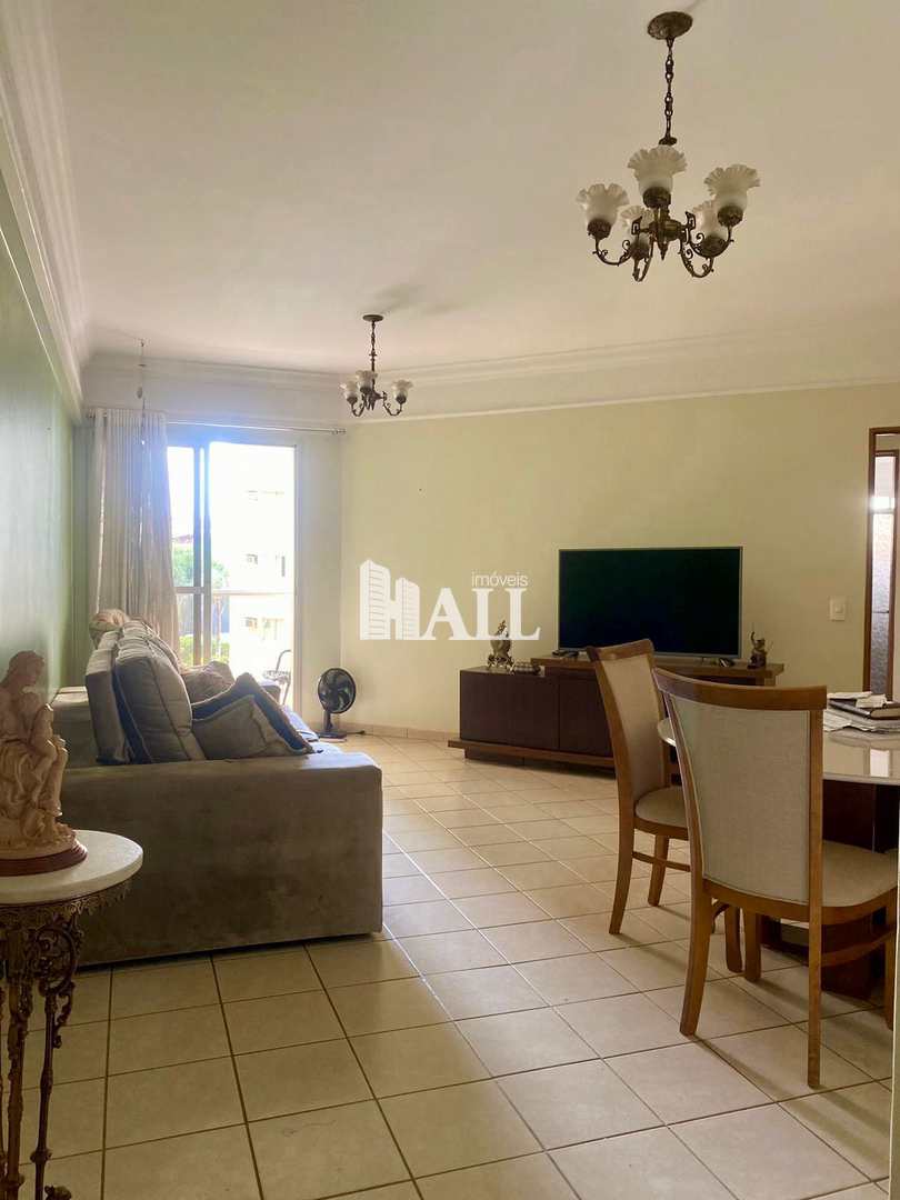 Apartamento à venda com 3 quartos, 105m² - Foto 1