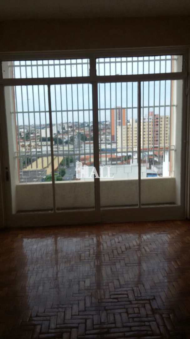 Apartamento à venda com 2 quartos, 96m² - Foto 1