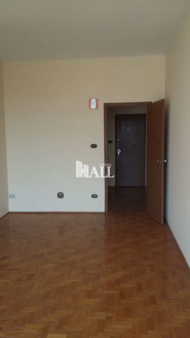 Apartamento à venda com 2 quartos, 96m² - Foto 2