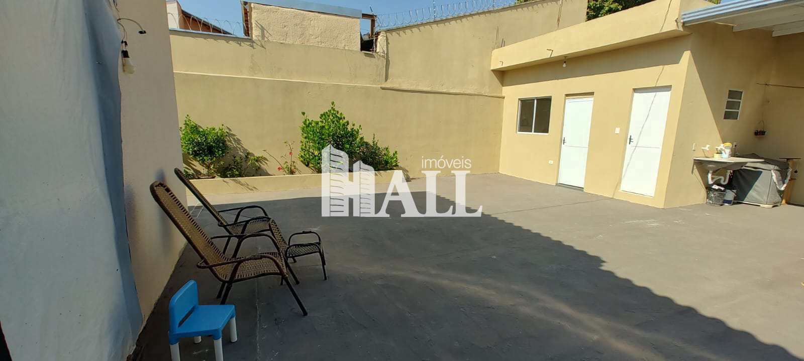 Casa à venda com 2 quartos, 80m² - Foto 8