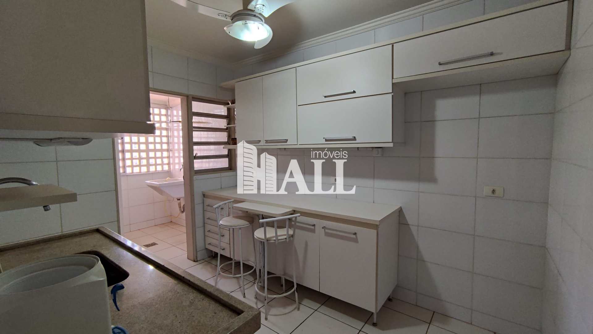 Apartamento à venda com 2 quartos, 69m² - Foto 8