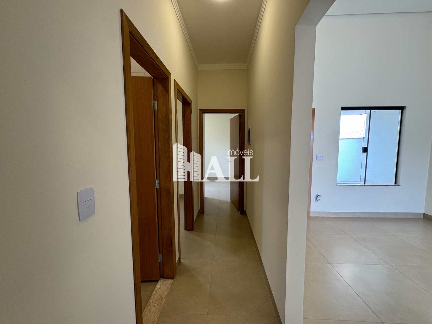 Casa à venda com 3 quartos, 200m² - Foto 9