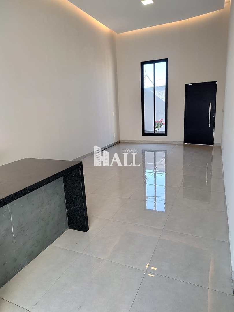 Casa à venda com 3 quartos, 83m² - Foto 4