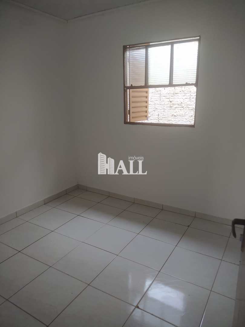 Casa à venda com 2 quartos, 70m² - Foto 5