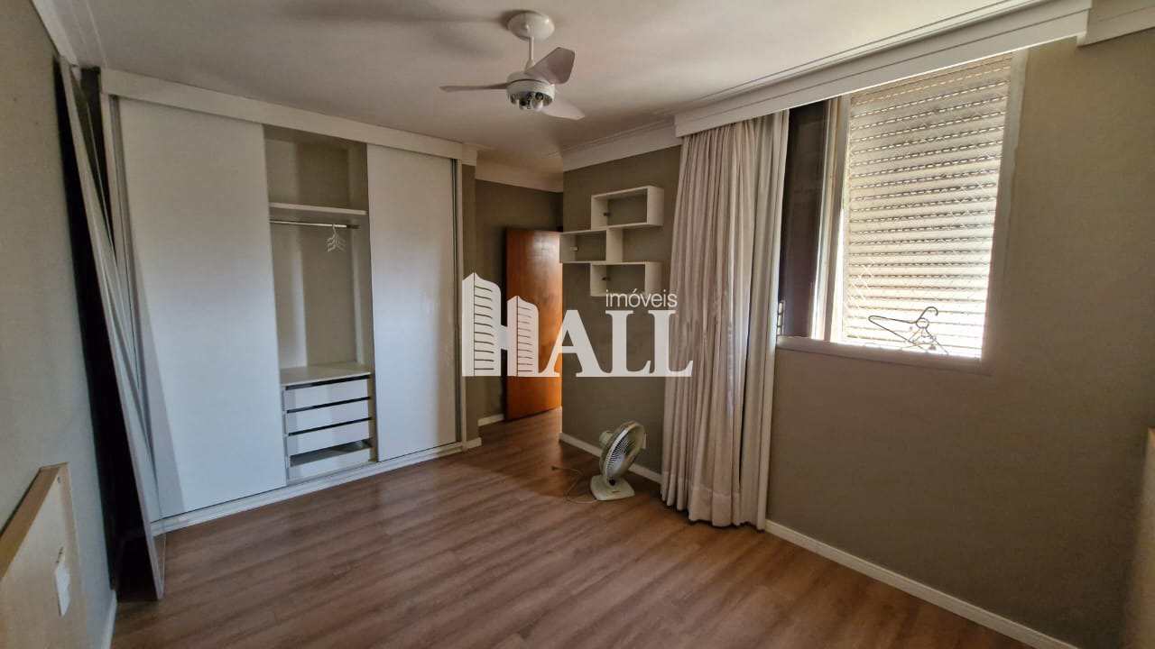 Apartamento à venda com 3 quartos, 282m² - Foto 4