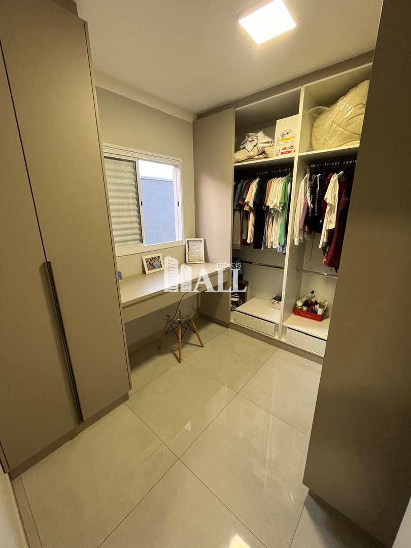 Casa à venda com 2 quartos, 55m² - Foto 4