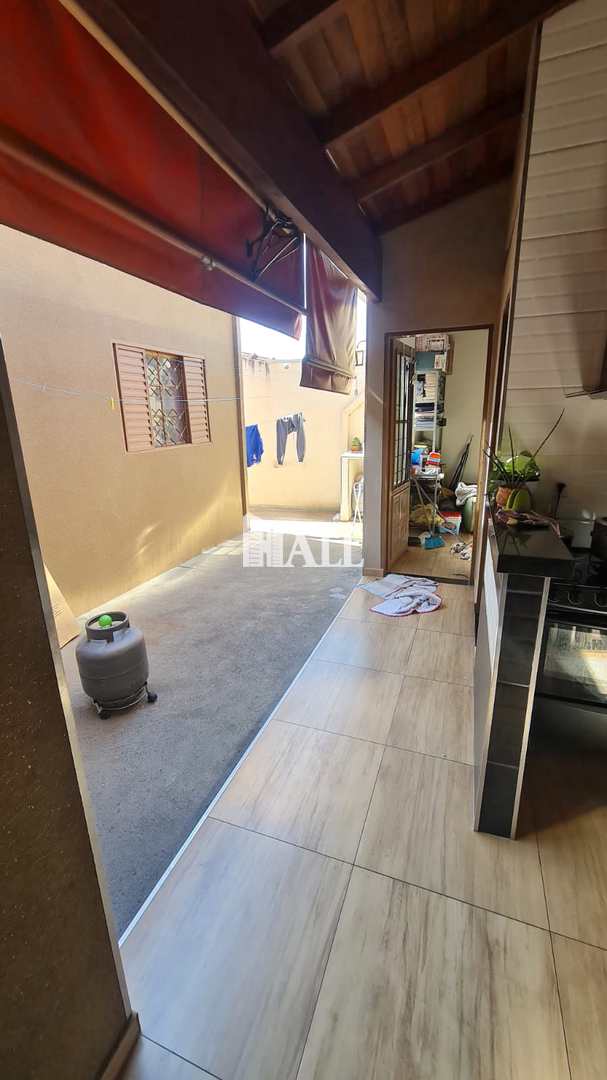 Casa à venda com 3 quartos, 160m² - Foto 11