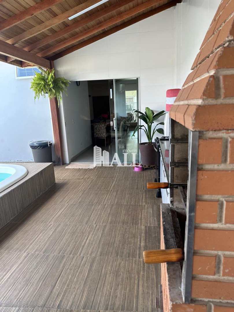 Casa à venda com 3 quartos, 172m² - Foto 17