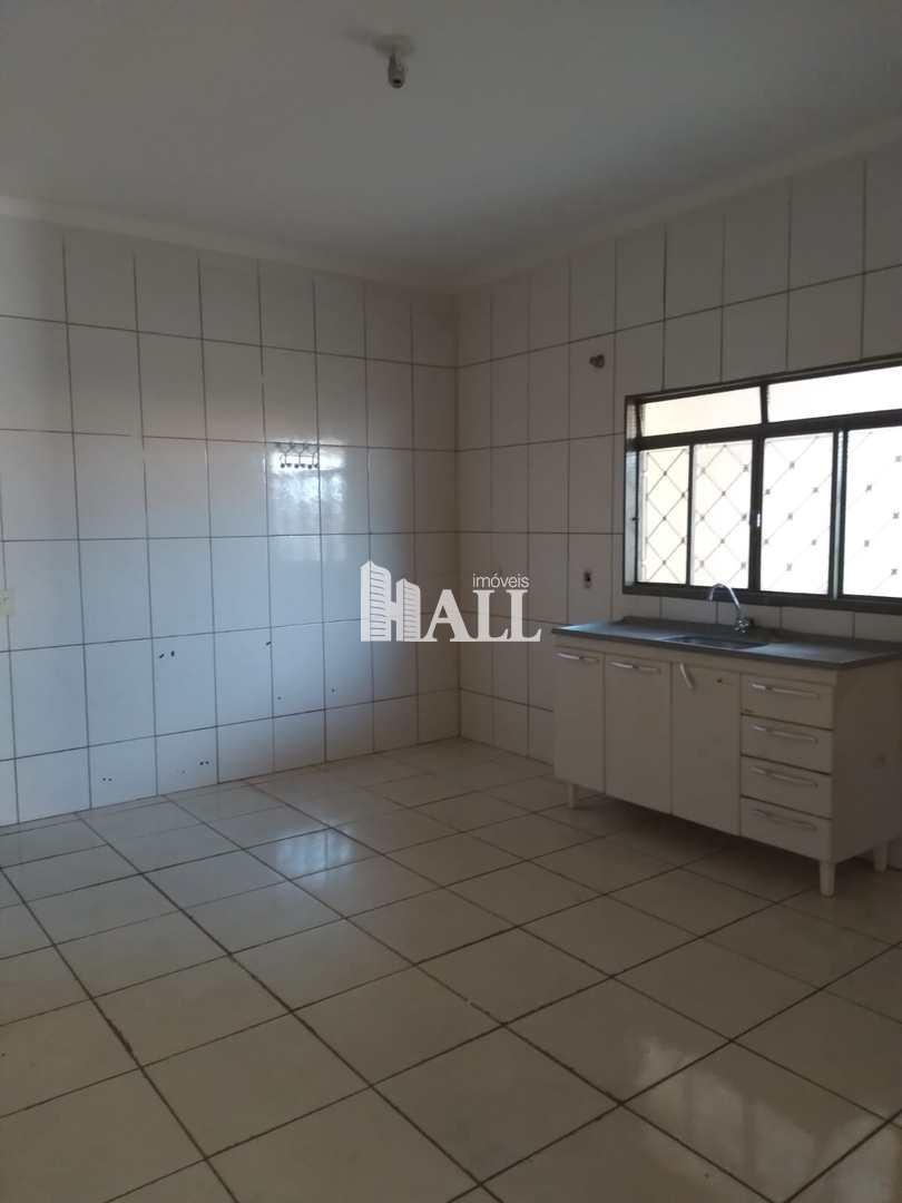 Casa à venda com 3 quartos, 154m² - Foto 2