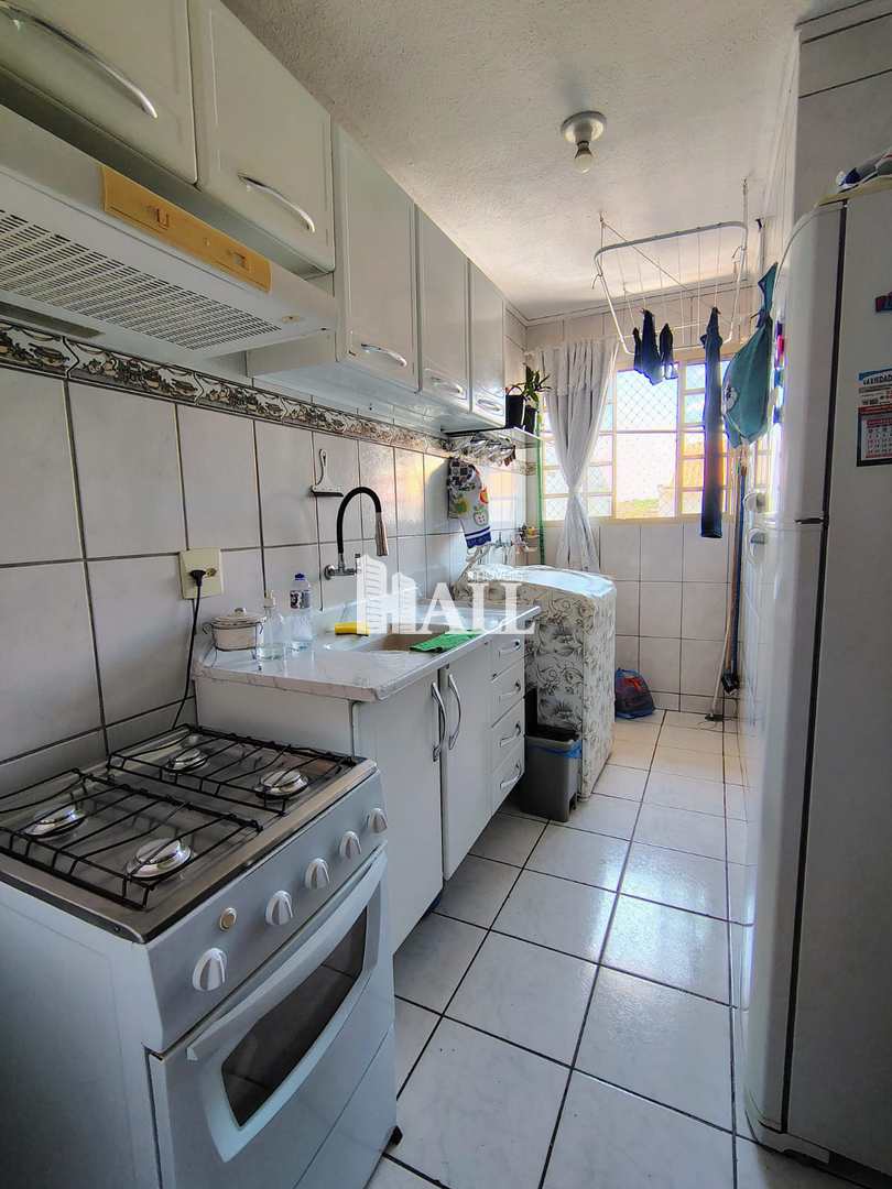 Apartamento à venda com 2 quartos, 50m² - Foto 2