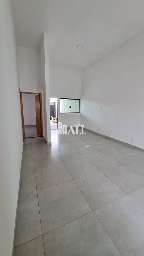 Casa à venda com 3 quartos, 106m² - Foto 11