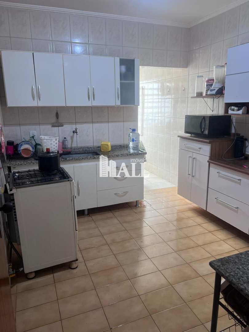 Apartamento à venda com 3 quartos, 75m² - Foto 4