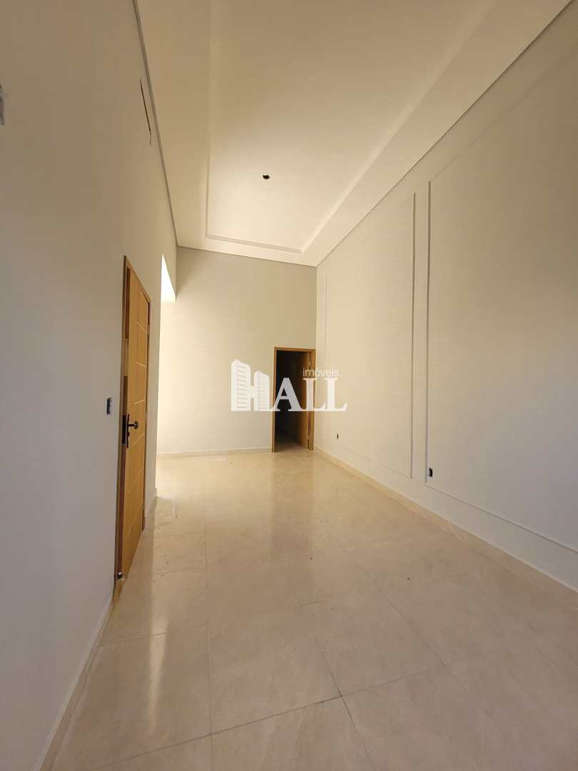 Casa à venda com 3 quartos, 105m² - Foto 4