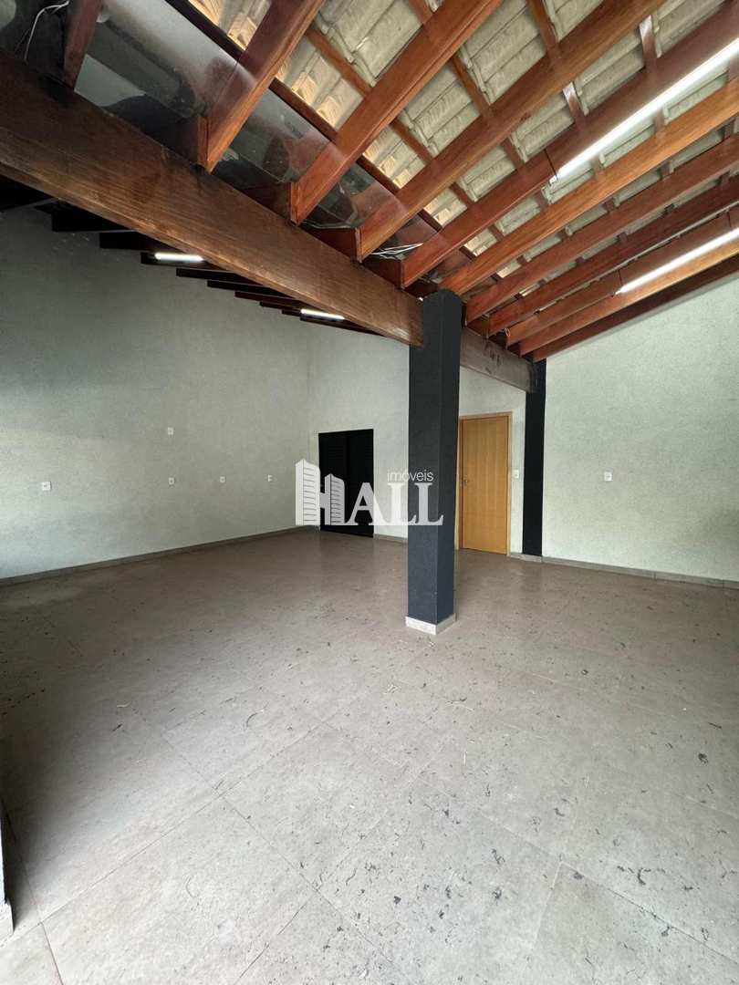 Casa à venda com 2 quartos, 180m² - Foto 11