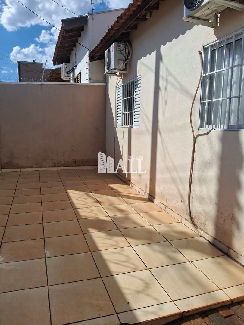 Casa à venda com 2 quartos, 135m² - Foto 18