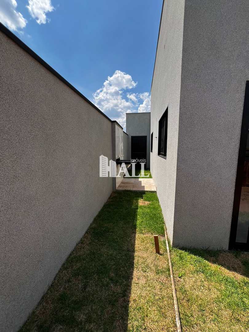 Casa à venda com 2 quartos, 83m² - Foto 11