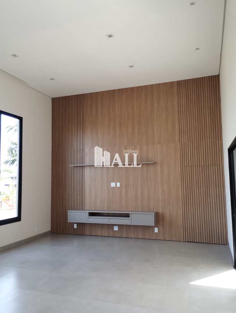 Casa de Condomínio à venda com 3 quartos, 220m² - Foto 3