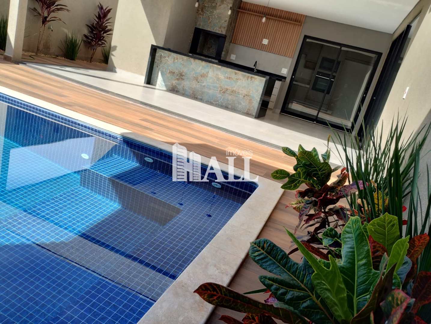 Casa de Condomínio à venda com 3 quartos, 220m² - Foto 9