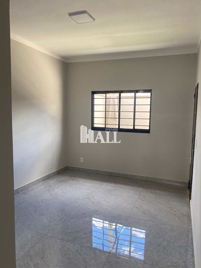 Casa à venda com 2 quartos, 81m² - Foto 3