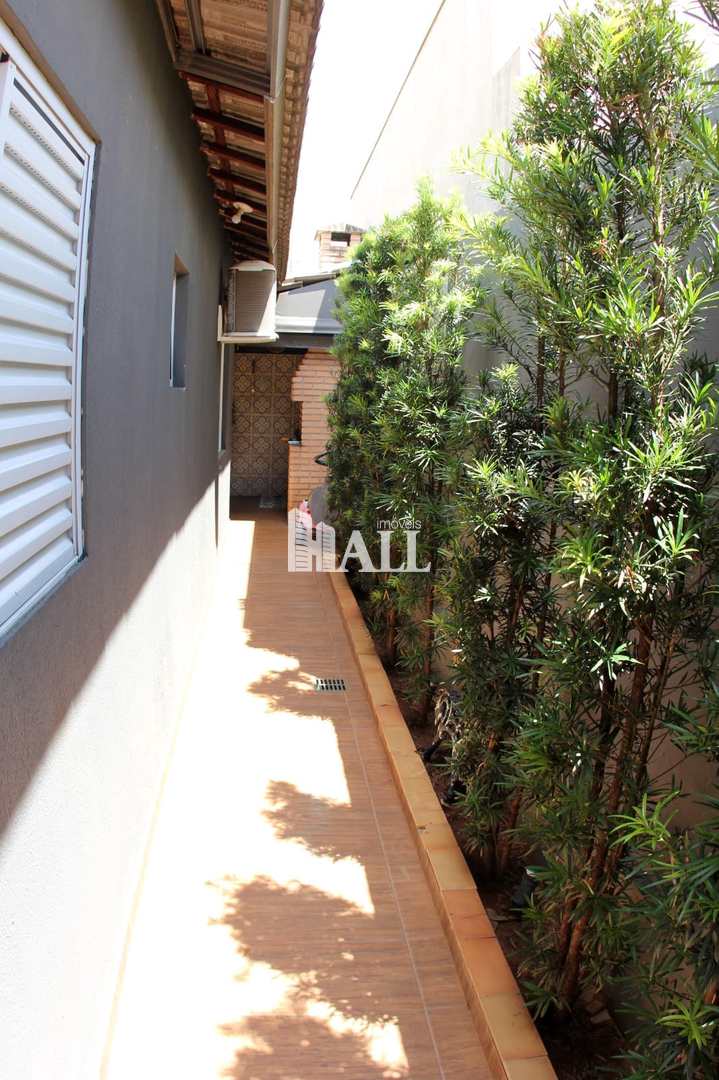 Casa à venda com 3 quartos, 170m² - Foto 27