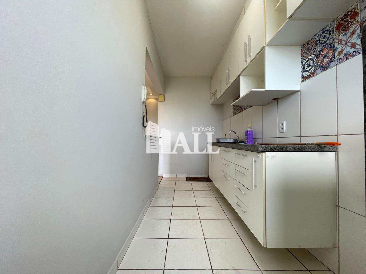 Apartamento à venda com 3 quartos, 70m² - Foto 3