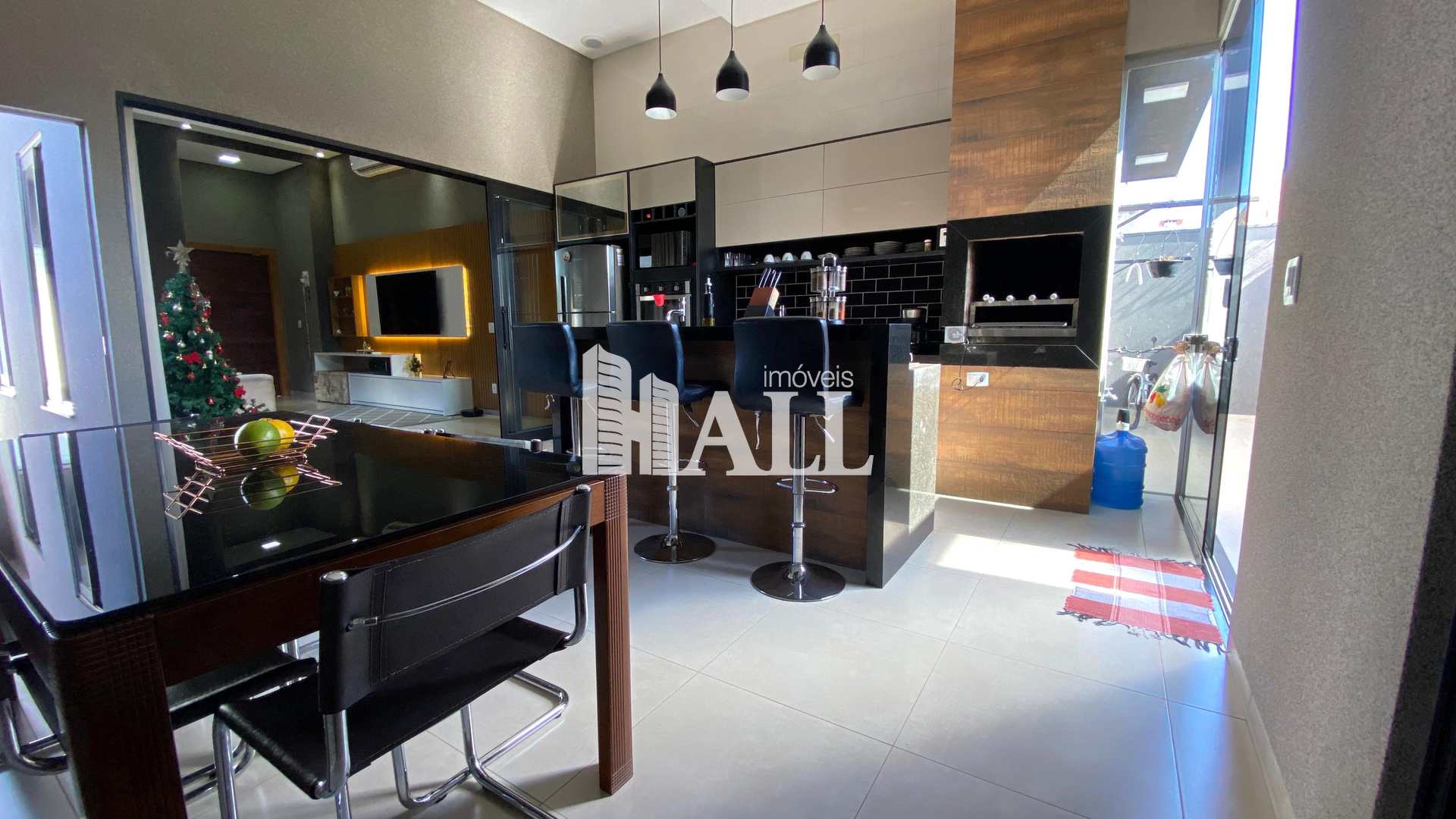 Casa à venda com 3 quartos, 150m² - Foto 4