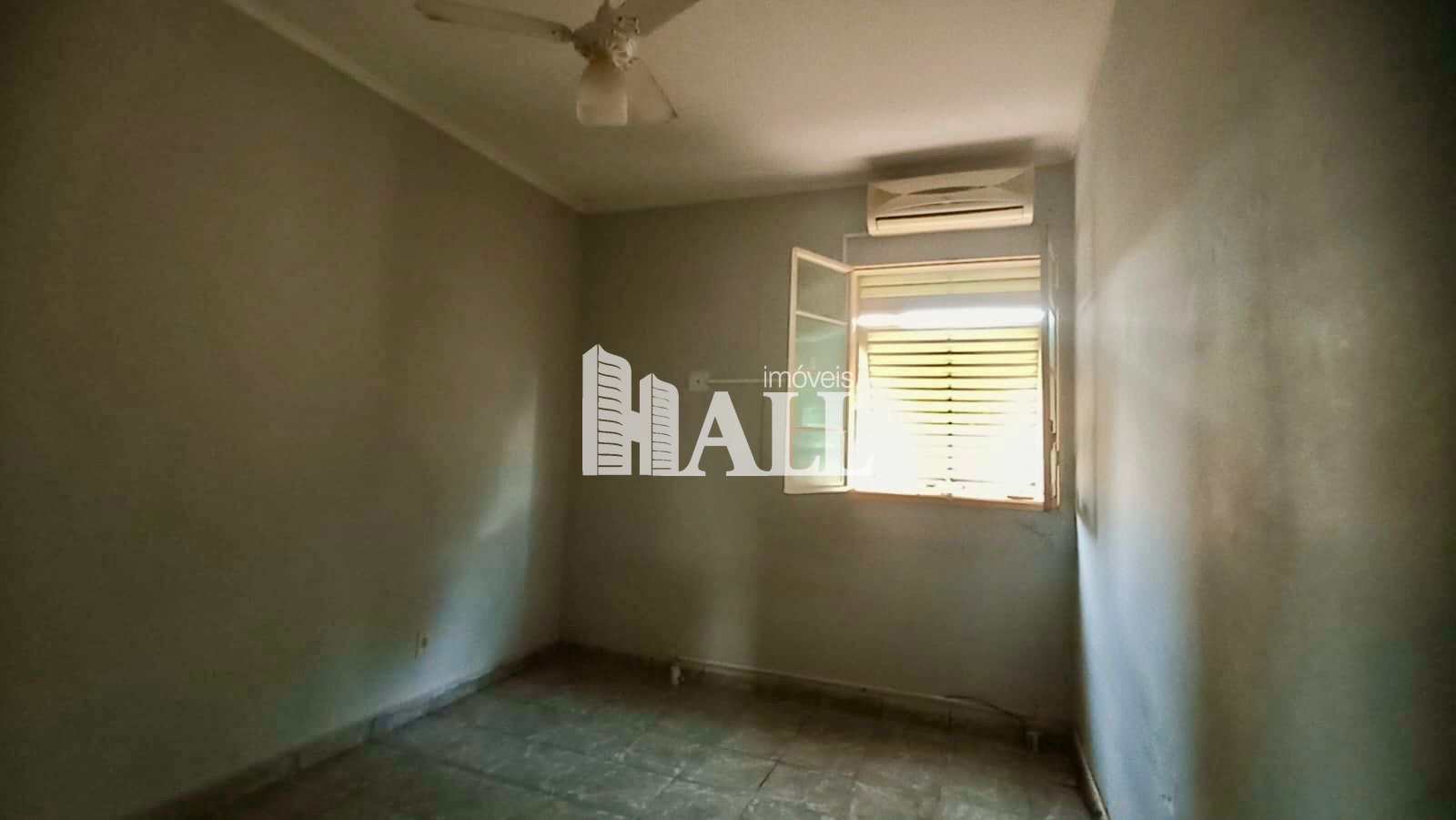 Apartamento à venda com 2 quartos, 70m² - Foto 3