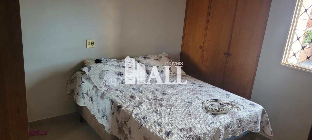 Apartamento à venda com 2 quartos, 65m² - Foto 3