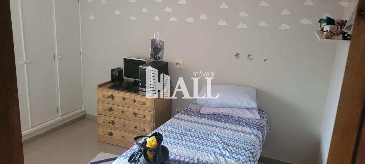 Apartamento à venda com 2 quartos, 65m² - Foto 4