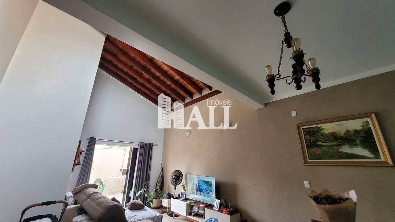 Casa à venda com 3 quartos, 136m² - Foto 18