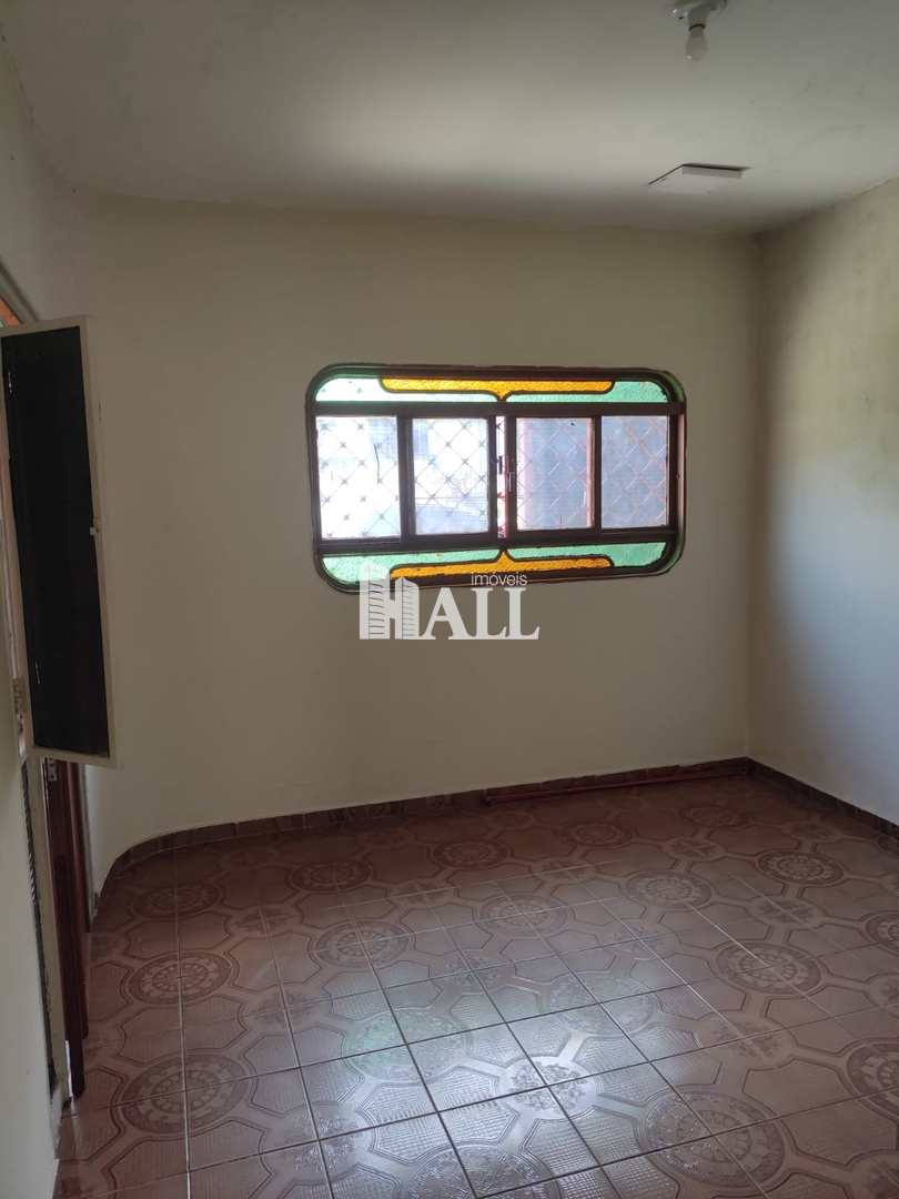 Casa à venda com 2 quartos, 110m² - Foto 1