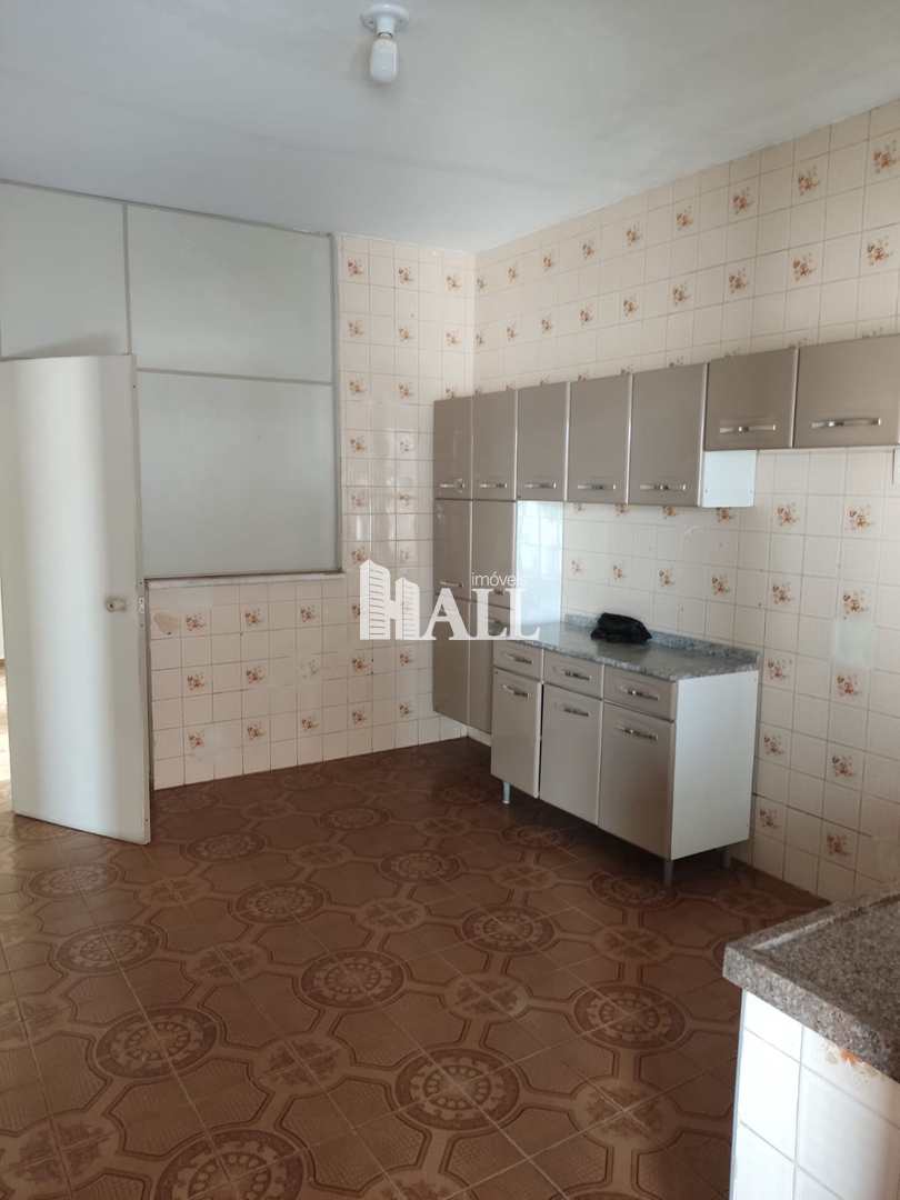 Casa à venda com 2 quartos, 110m² - Foto 4