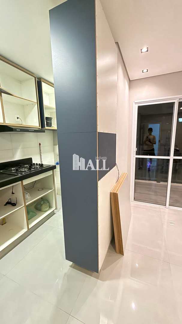 Apartamento à venda com 2 quartos, 51m² - Foto 2