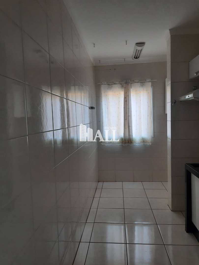 Apartamento à venda com 2 quartos, 65m² - Foto 3