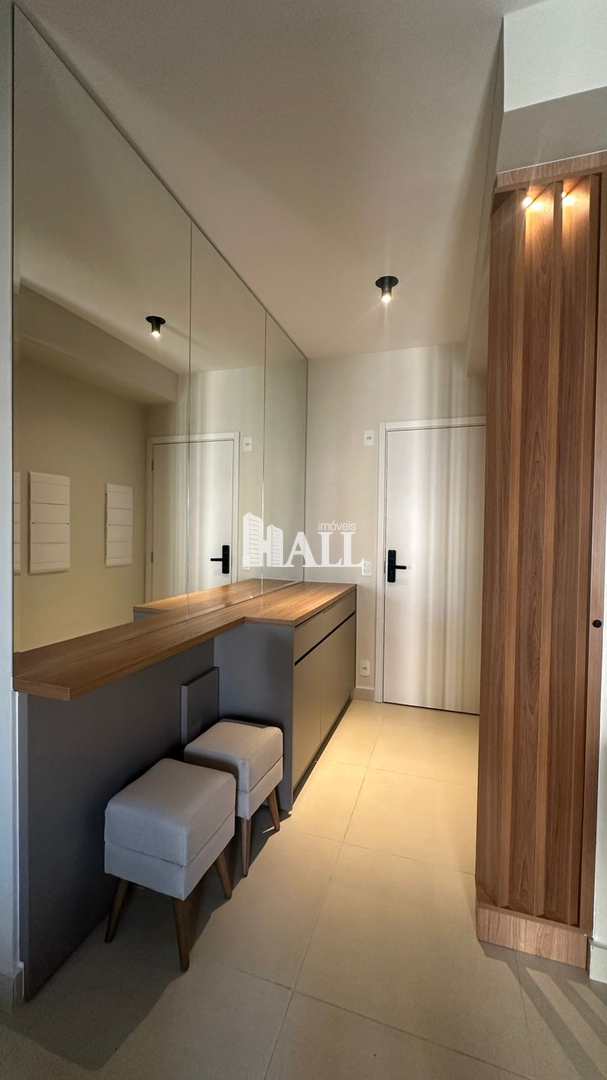 Apartamento à venda com 2 quartos, 68m² - Foto 3