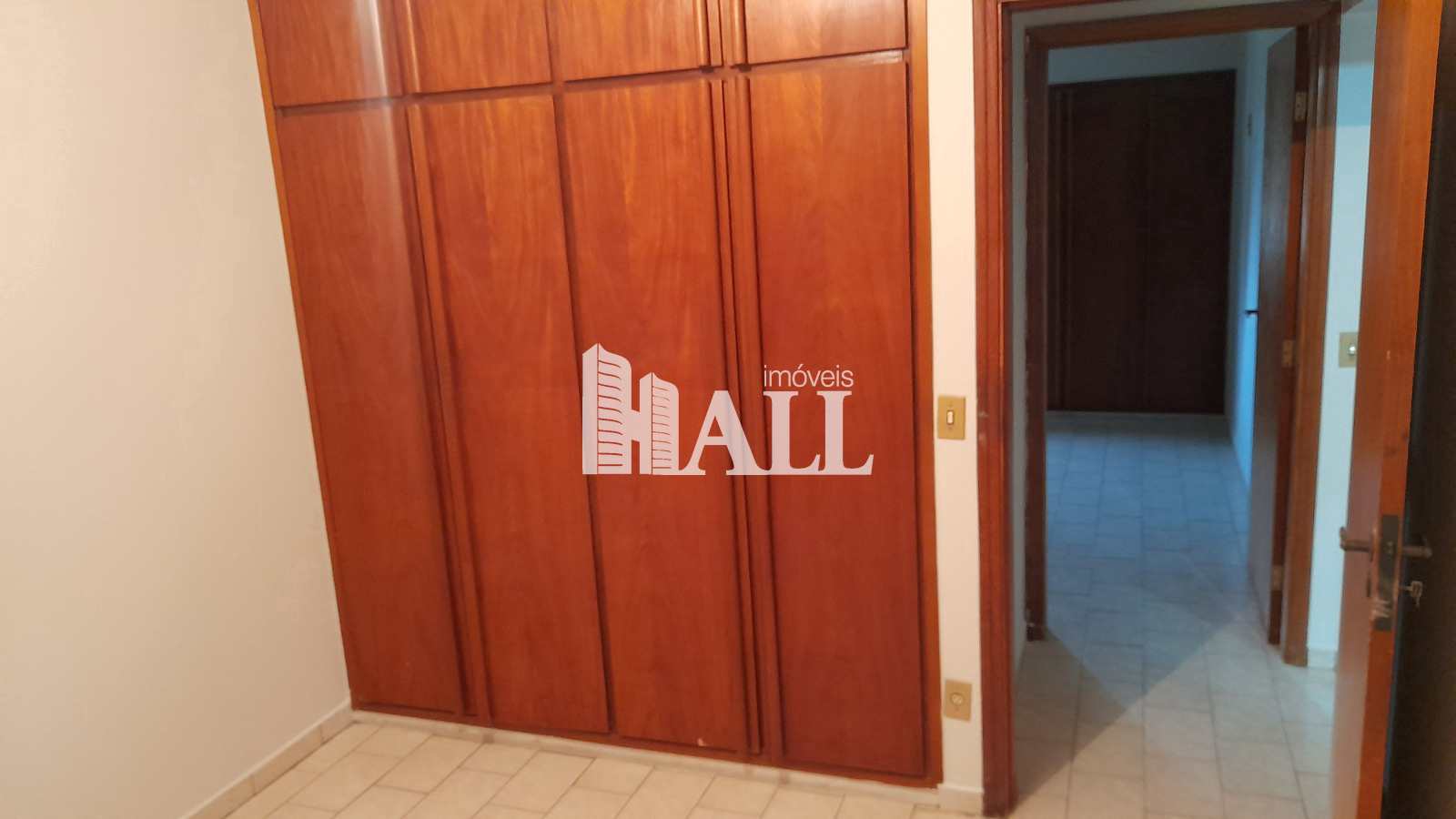 Apartamento à venda com 3 quartos, 107m² - Foto 12