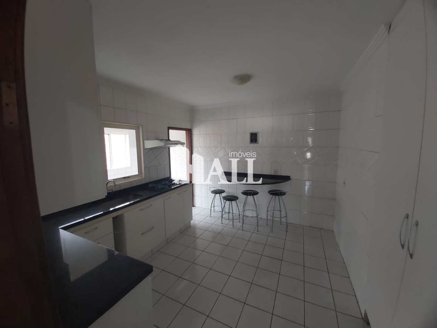 Apartamento à venda com 2 quartos, 82m² - Foto 1