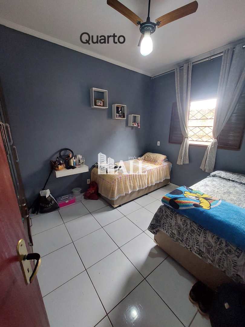 Casa à venda com 2 quartos, 125m² - Foto 8