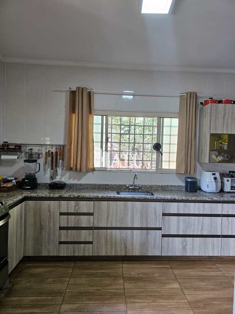 Fazenda à venda com 3 quartos, 234m² - Foto 8