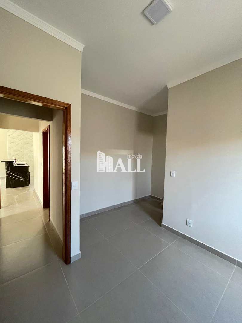 Casa à venda com 2 quartos, 76m² - Foto 2