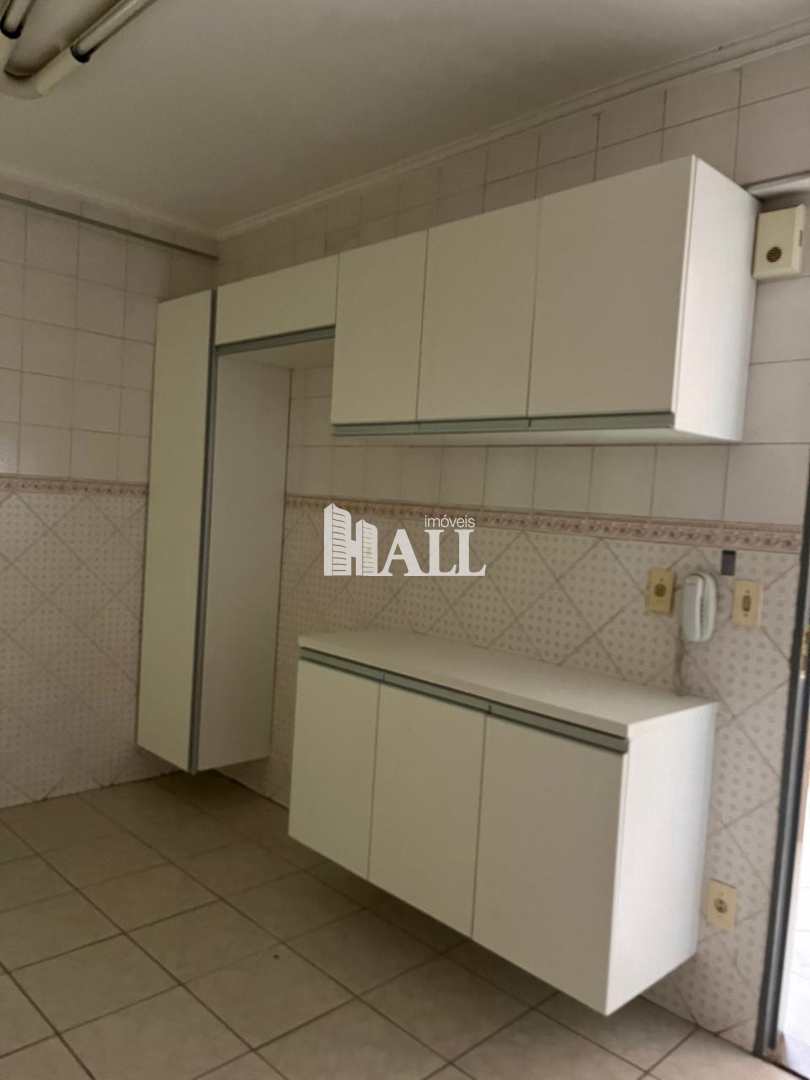 Apartamento à venda com 3 quartos, 127m² - Foto 1