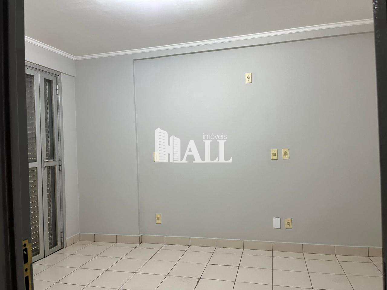 Apartamento à venda com 3 quartos, 127m² - Foto 11