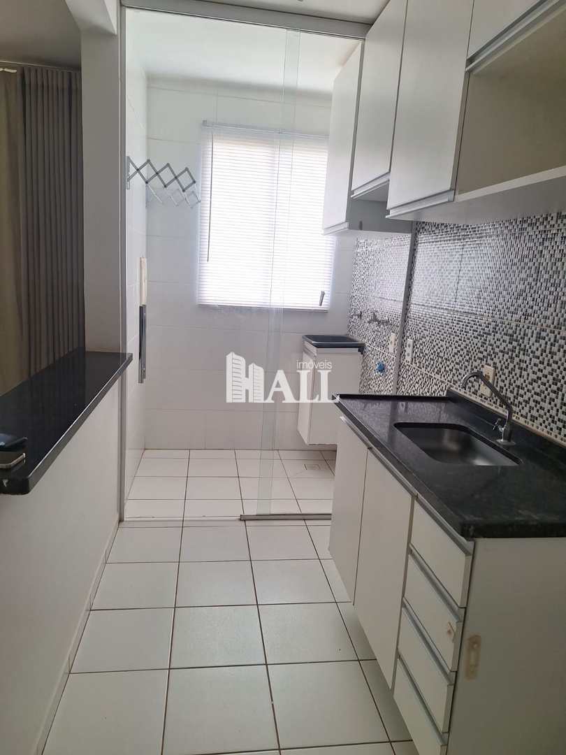 Apartamento à venda com 2 quartos, 46m² - Foto 2