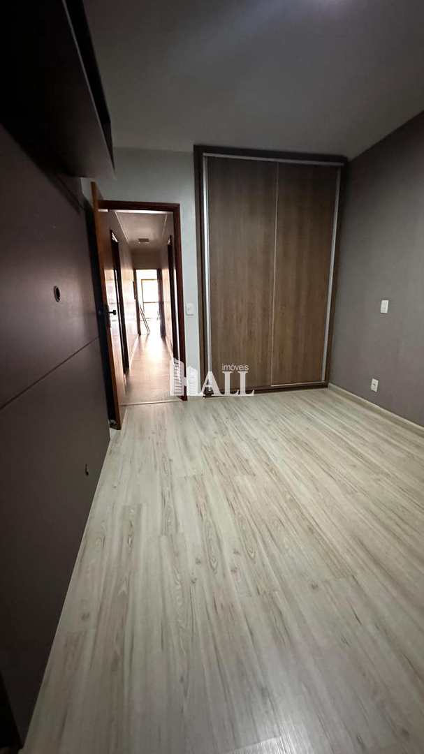 Apartamento à venda com 3 quartos, 108m² - Foto 9