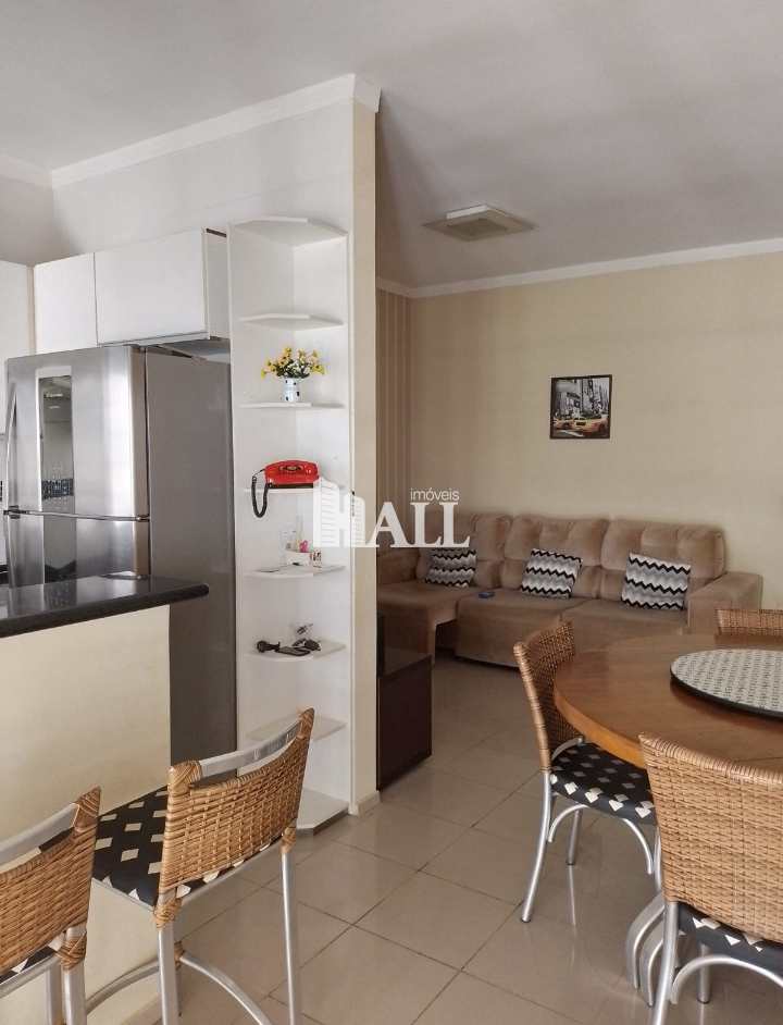 Casa à venda com 2 quartos, 150m² - Foto 1