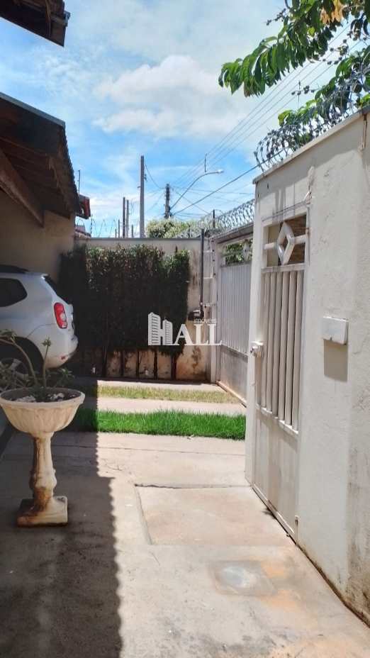 Casa à venda com 2 quartos, 150m² - Foto 10