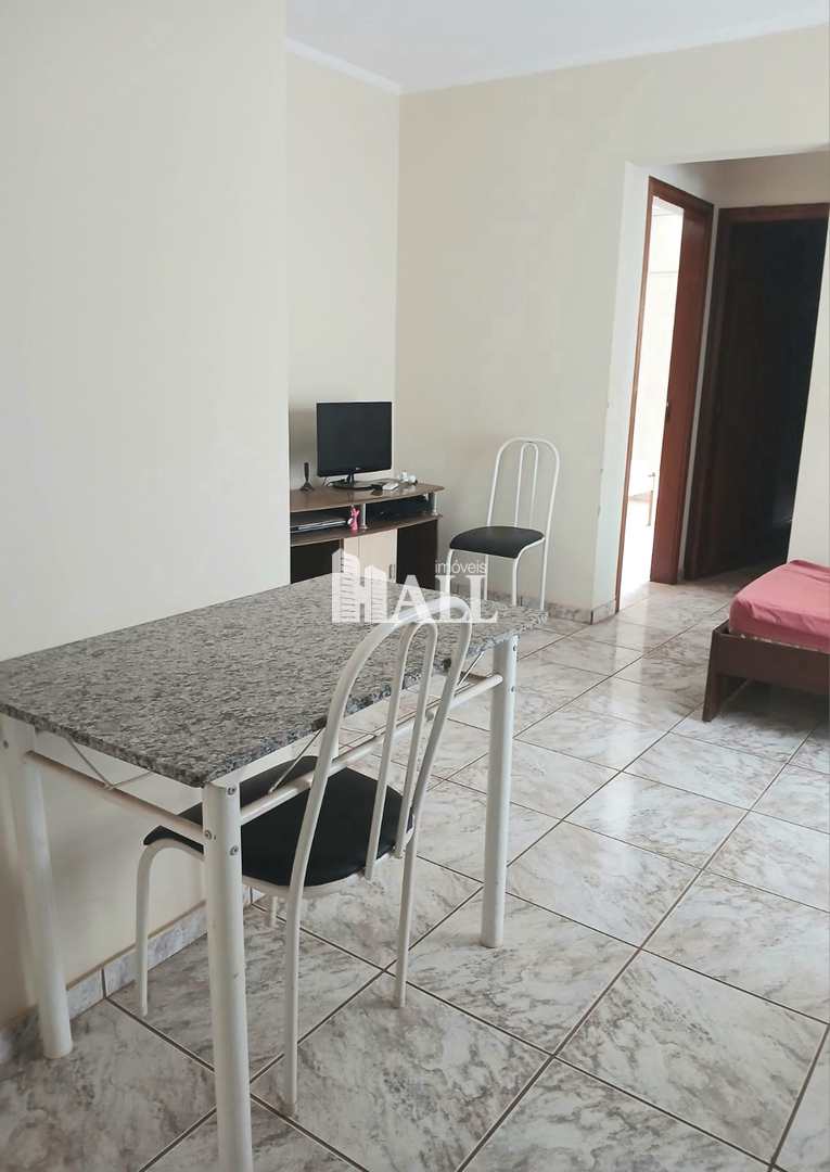 Apartamento à venda com 2 quartos, 62m² - Foto 3